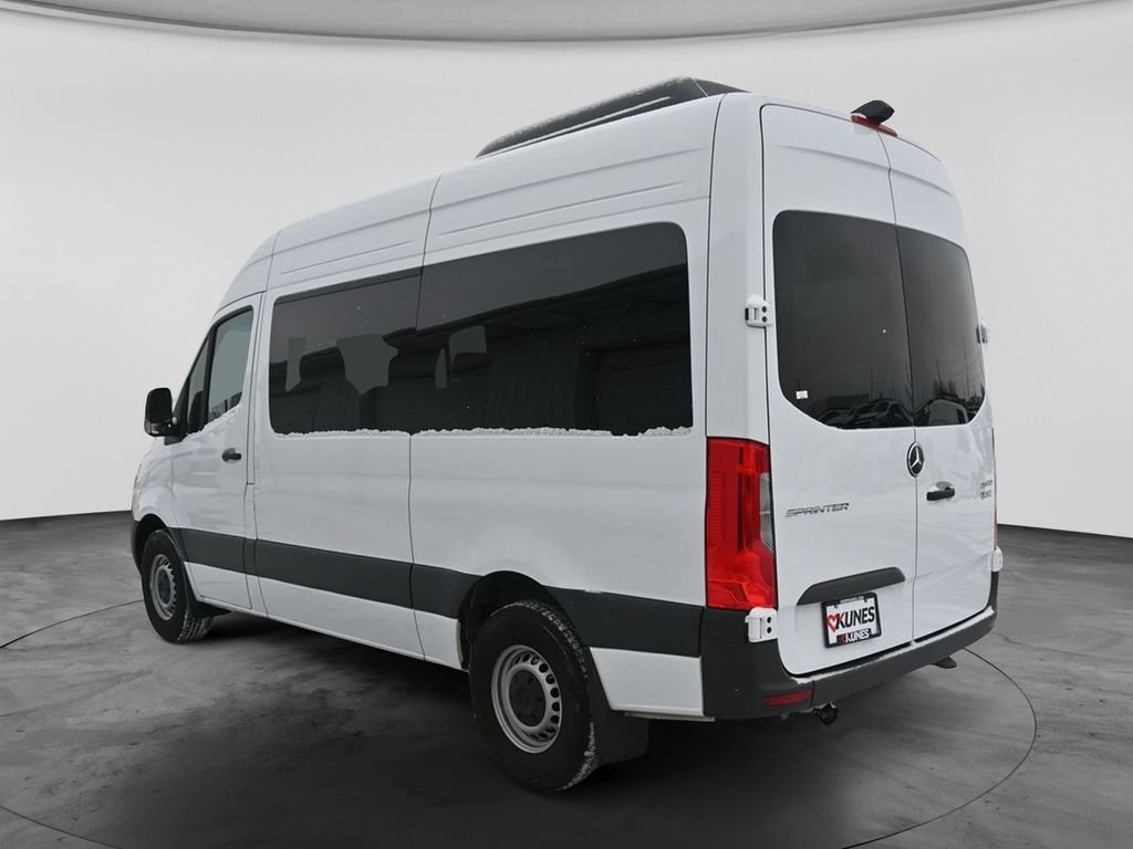 Used 2024 Mercedes-Benz Sprinter 2500 image 7