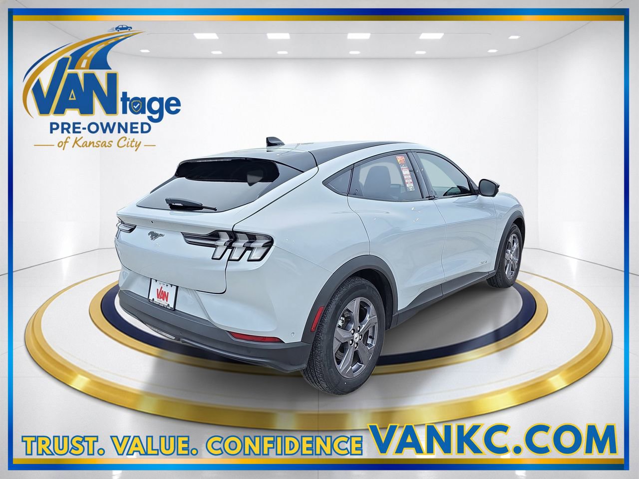 Used 2023 Ford Mustang Mach-E Select w/ Comfort Package Lite image 6