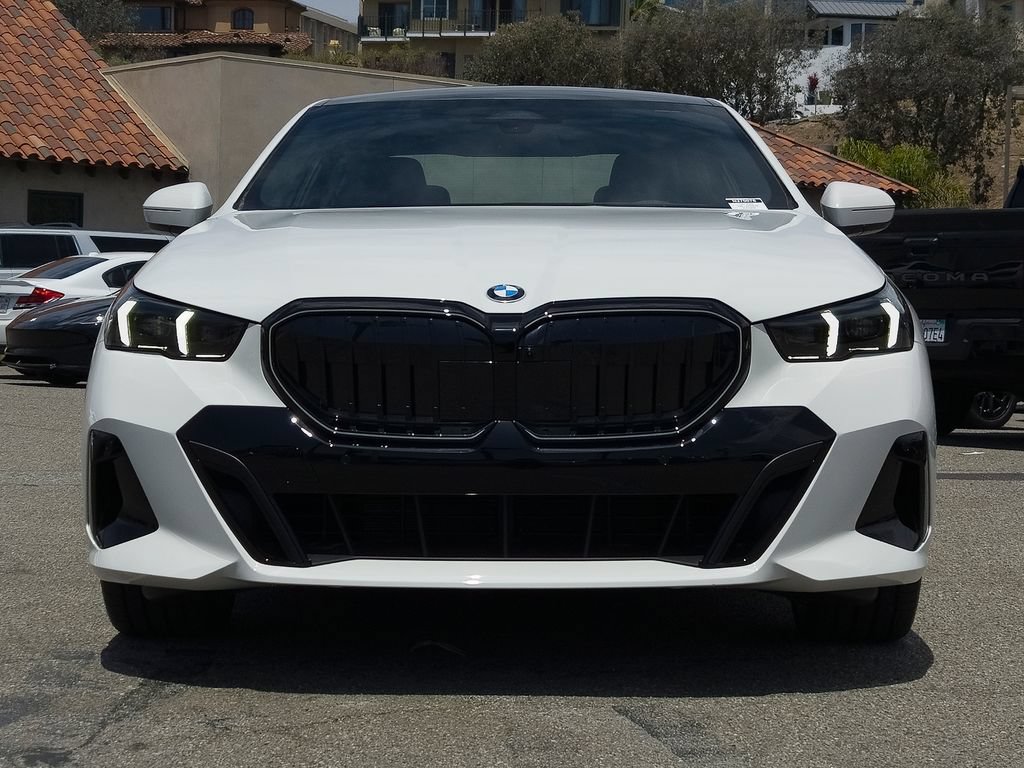 New 2027 BMW 530i w/ M Sport Package RWD image 2