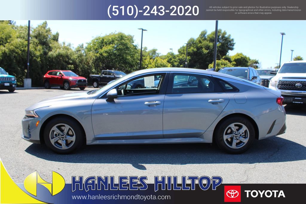 Used 2023 Kia K5 LXS FWD image 2