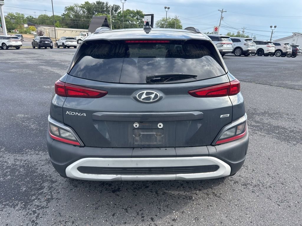Used 2022 Hyundai Kona SEL w/ Convenience Package AWD/4WD image 4