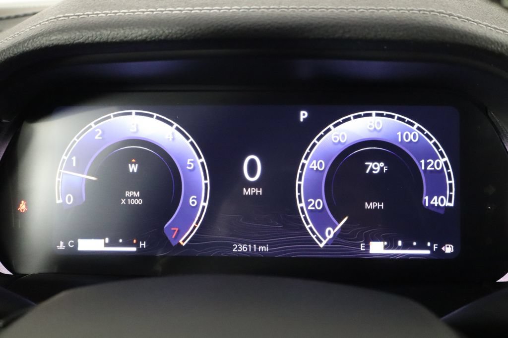 Used 2023 Jeep Grand Cherokee Limited RWD image 11