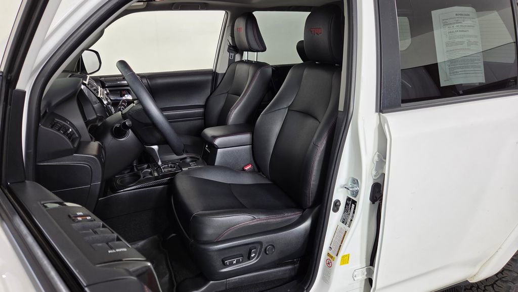 Used 2019 Toyota 4Runner TRD Off-Road Premium AWD/4WD image 16