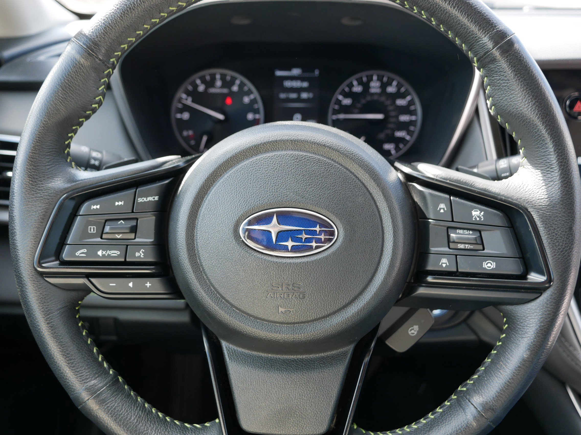 Certified 2025 Subaru Outback Onyx Edition AWD/4WD image 25