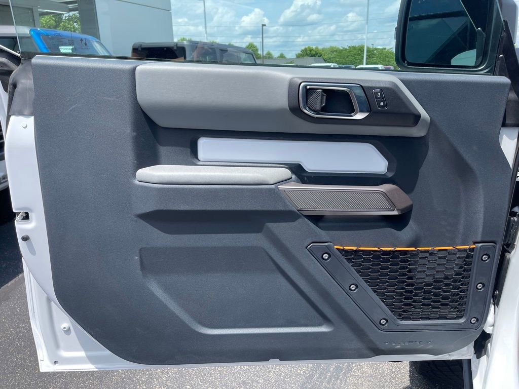 New 2023 Ford Bronco Badlands image 16