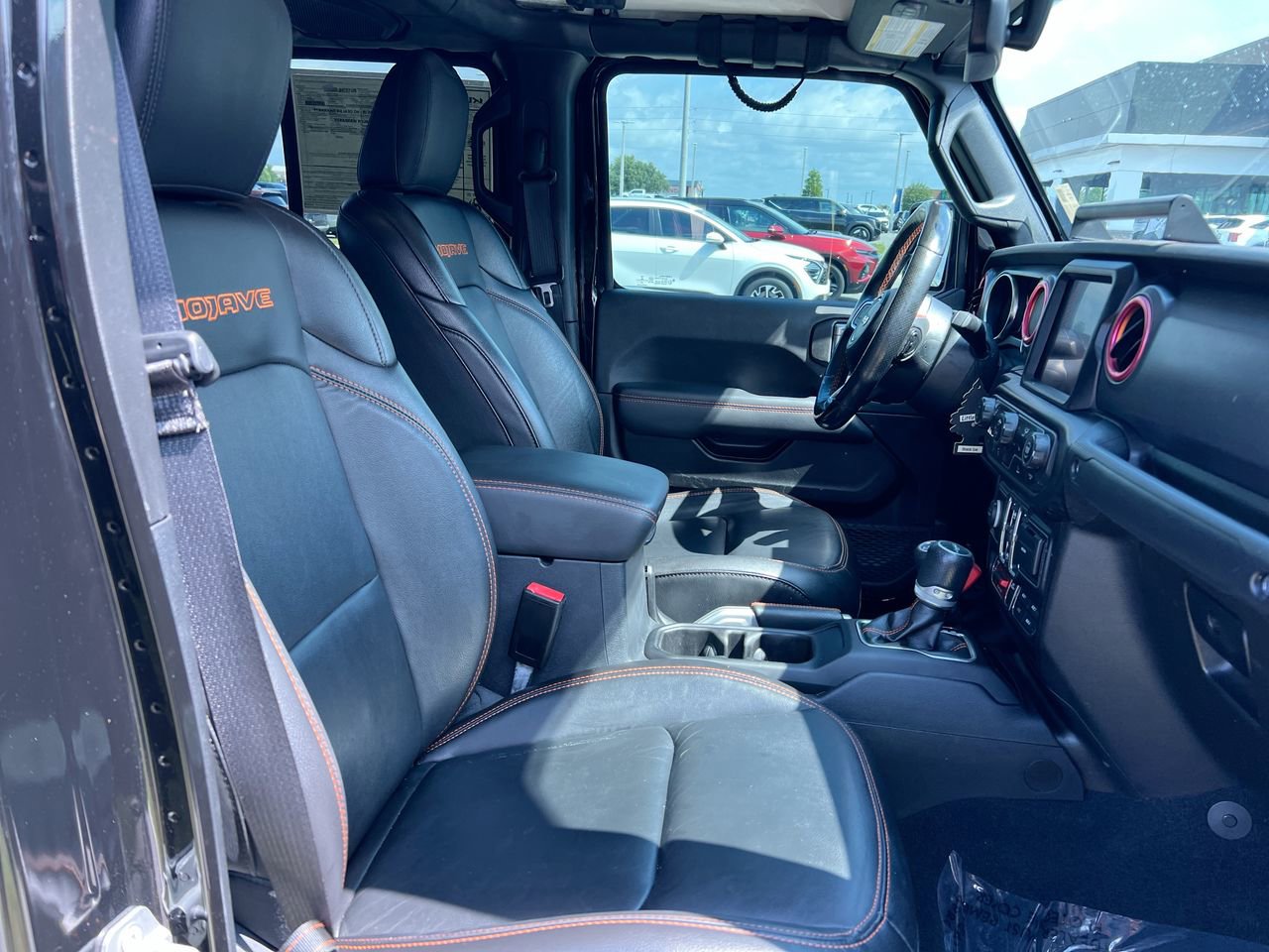 Used 2021 Jeep Gladiator Mojave AWD/4WD image 28