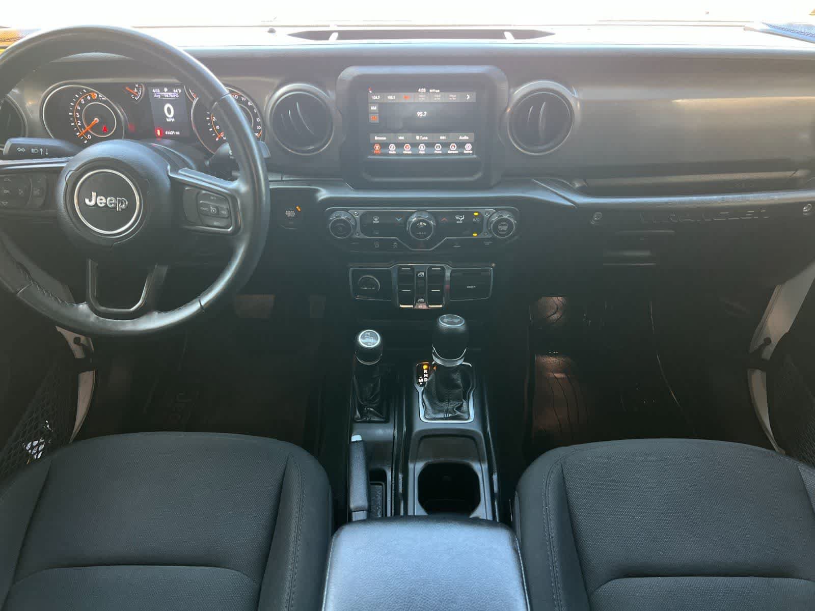 Used 2022 Jeep Wrangler Unlimited Sport AWD/4WD image 4