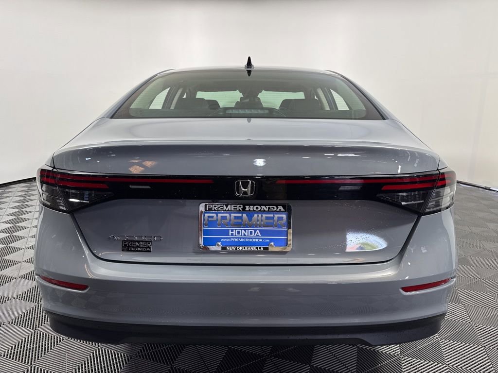 New 2025 Honda Accord SE image 6