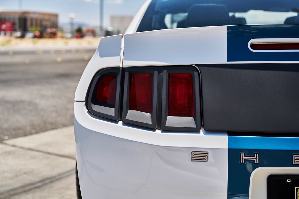 Used 2011 Ford Mustang GT Premium w/ Electronics Pkg RWD image 10