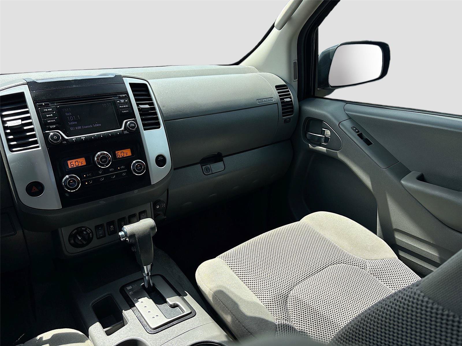 Used 2018 Nissan Frontier SV w/ Value Truck Package AWD/4WD image 22