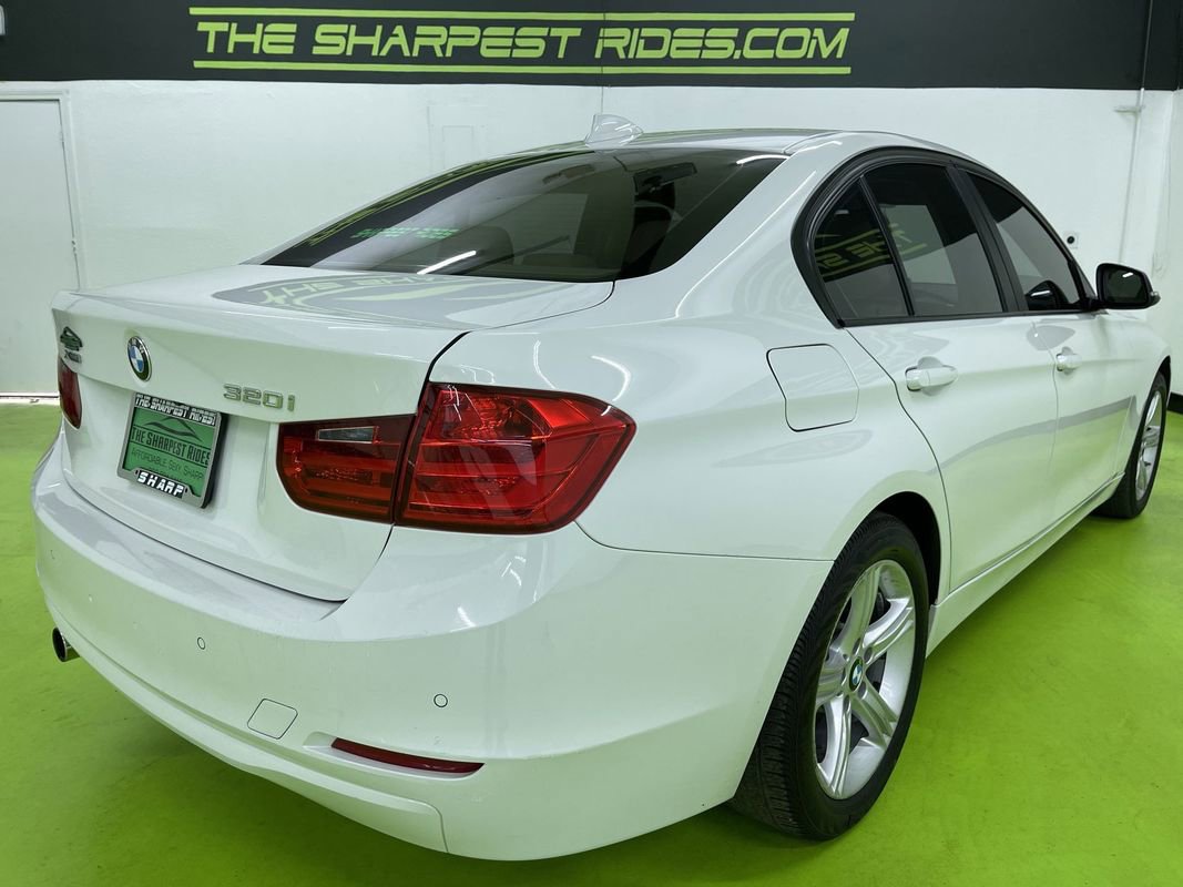 Used 2014 BMW 320i xDrive Sedan image 10