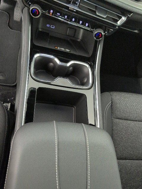 New 2026 Chevrolet Traverse LT w/ Enhanced Driving Package image 21