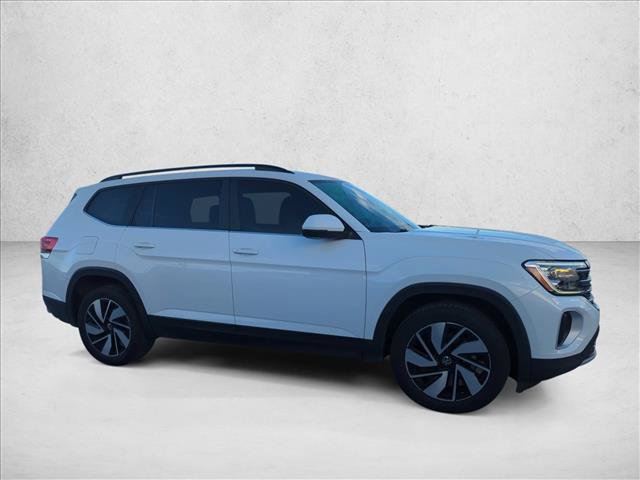 Used 2024 Volkswagen Atlas SE FWD image 4
