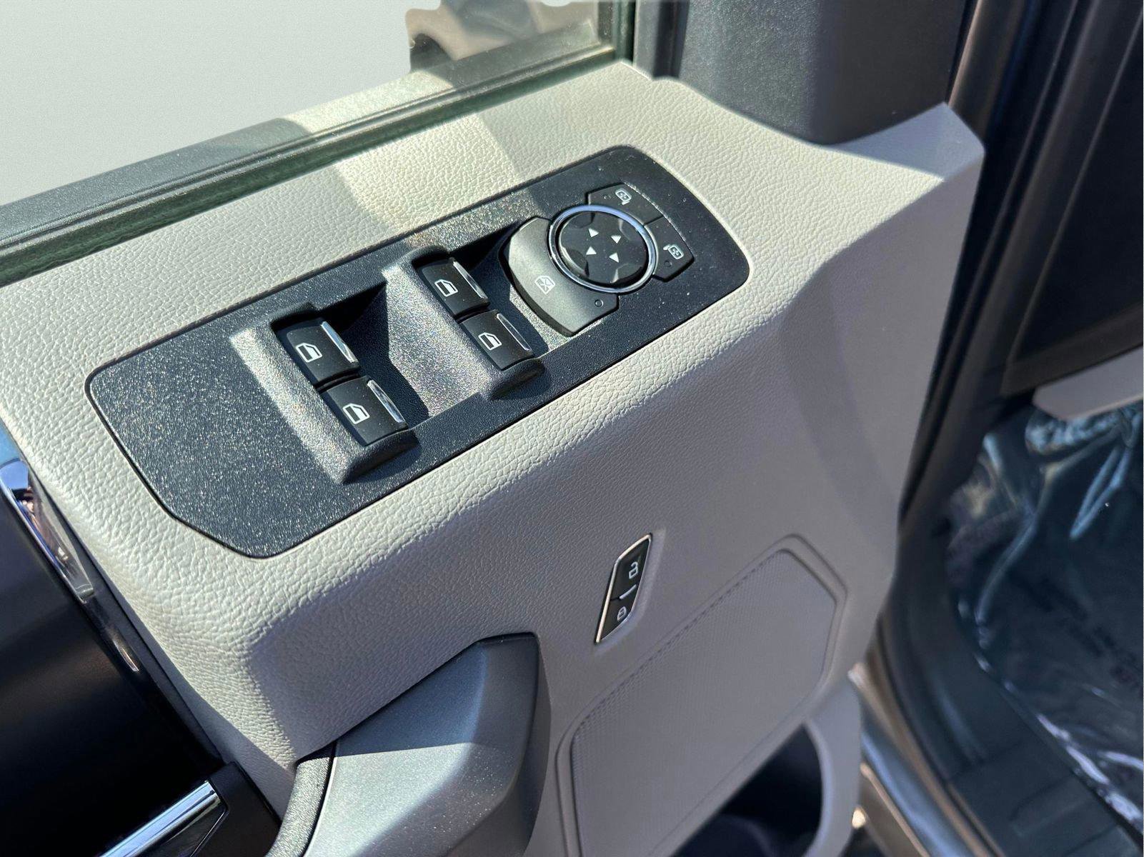 Used 2020 Ford F150 XLT w/ Equipment Group 302A Luxury image 15