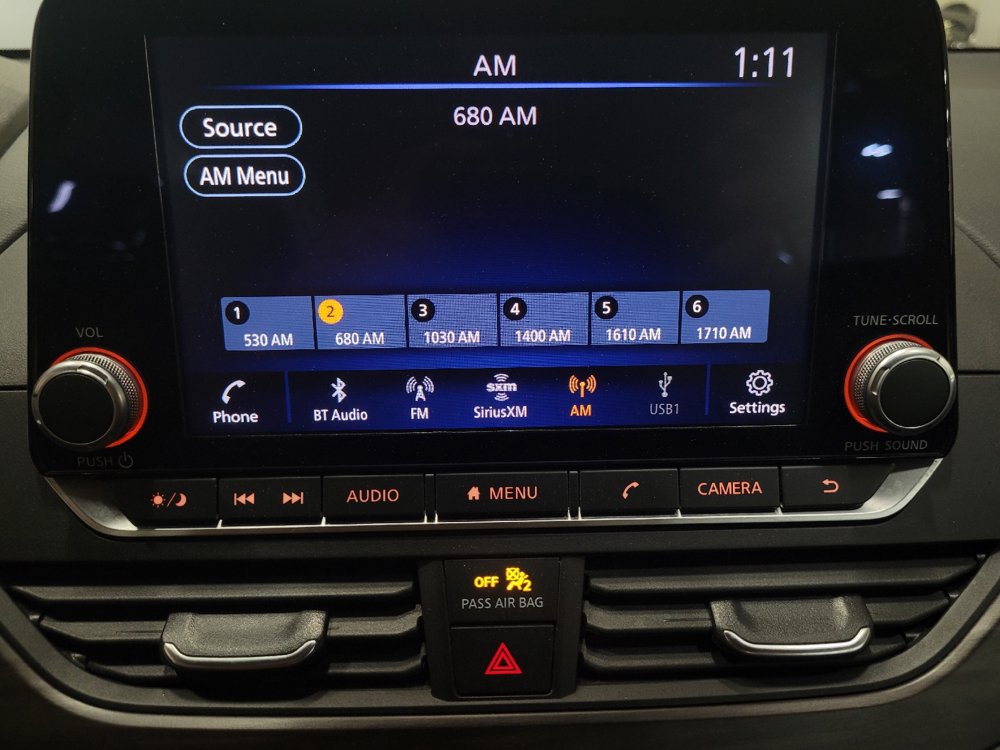 Used 2025 Nissan Altima 2.5 SV FWD image 25