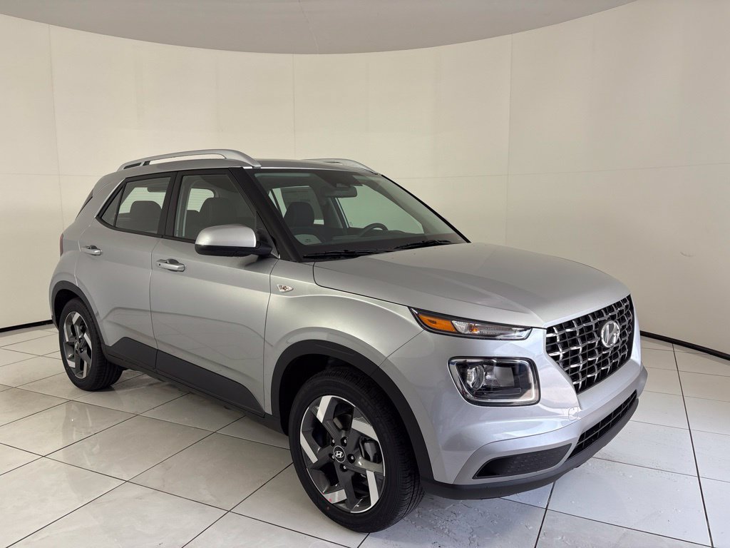 New 2026 Hyundai Venue SEL FWD image 7