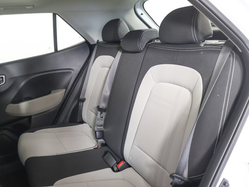 Certified 2026 Hyundai Venue SEL FWD image 27