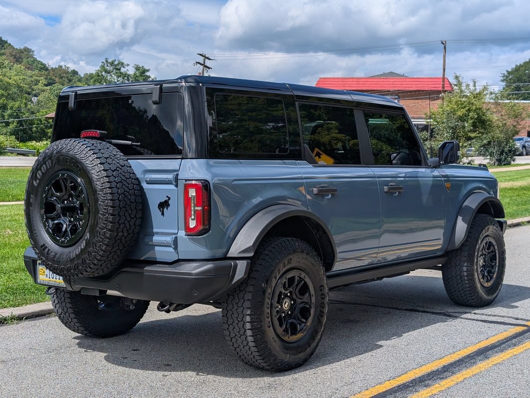 Used 2025 Ford Bronco Badlands AWD/4WD image 8