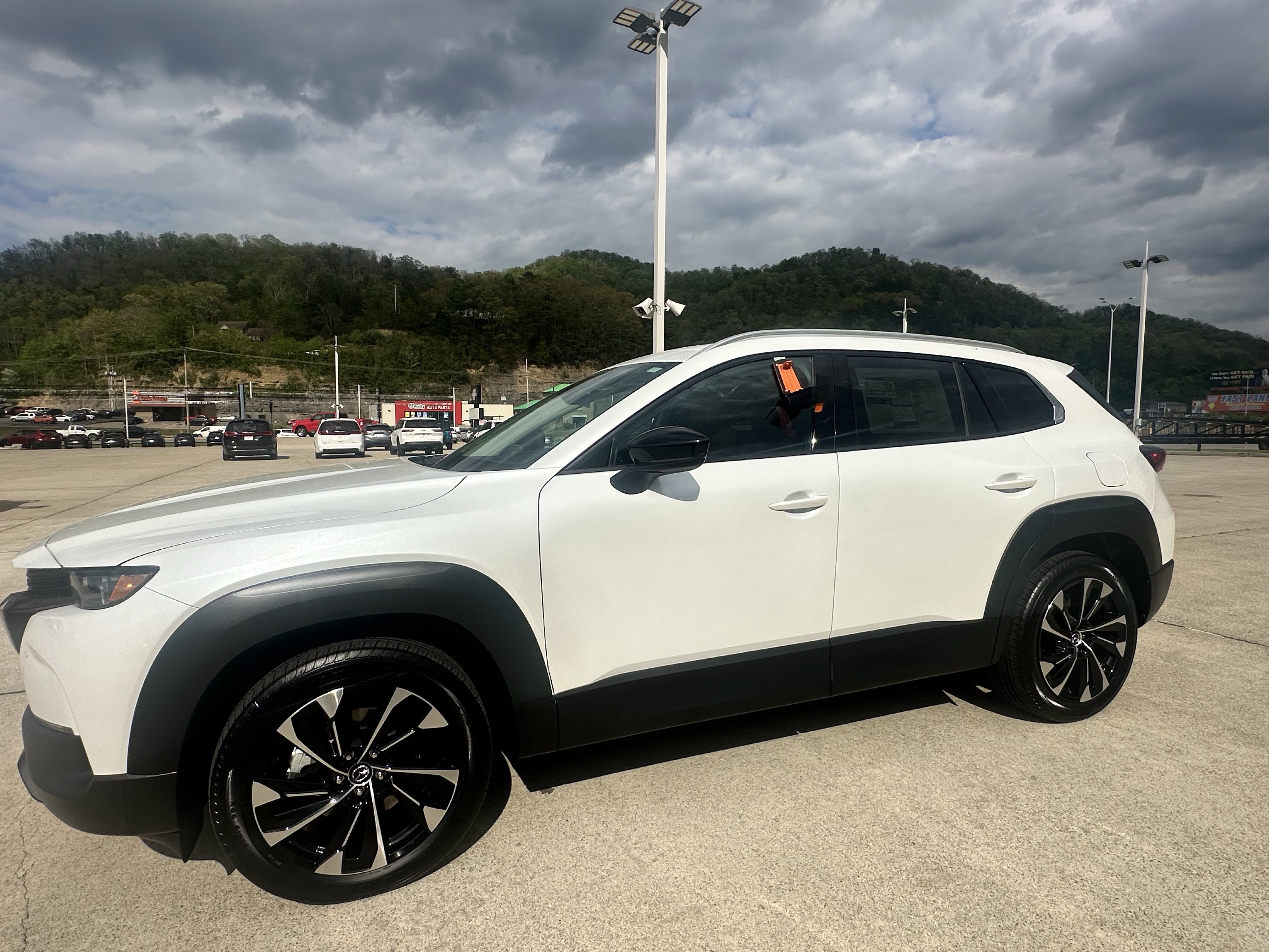 New 2026 MAZDA CX-50 2.5 Hybrid w/ Weather Package AWD/4WD image 2
