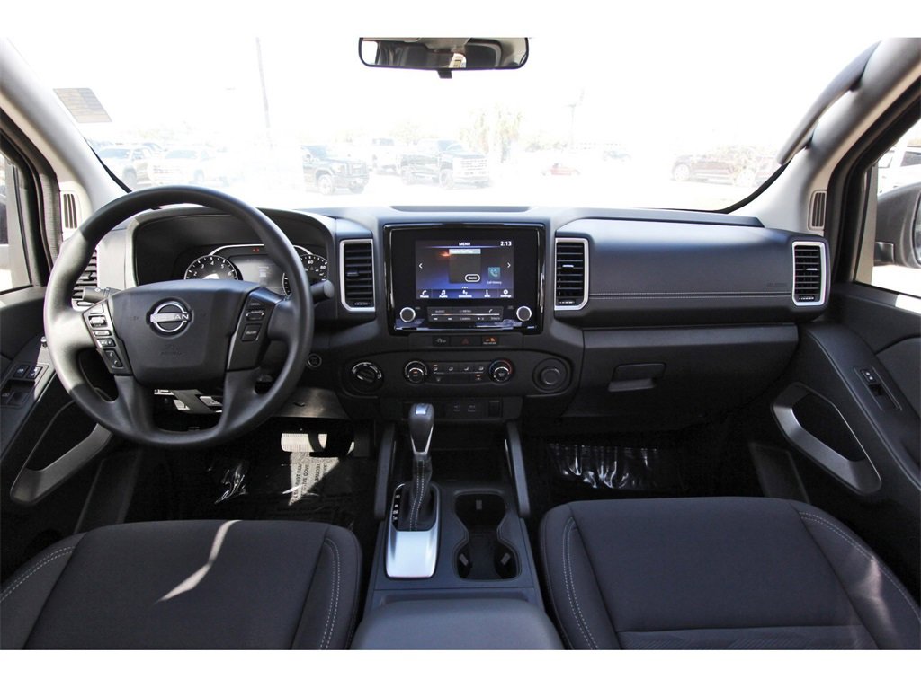 Certified 2024 Nissan Frontier SV image 7
