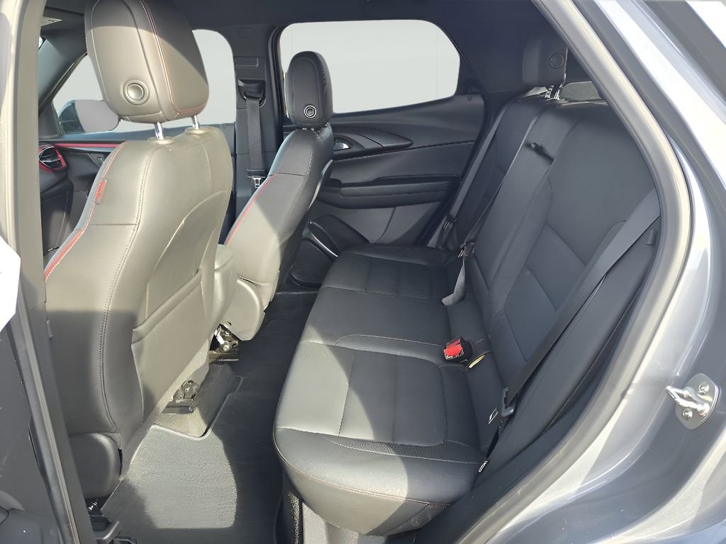 Used 2024 Chevrolet TrailBlazer RS w/ Driver Confidence Package image 14