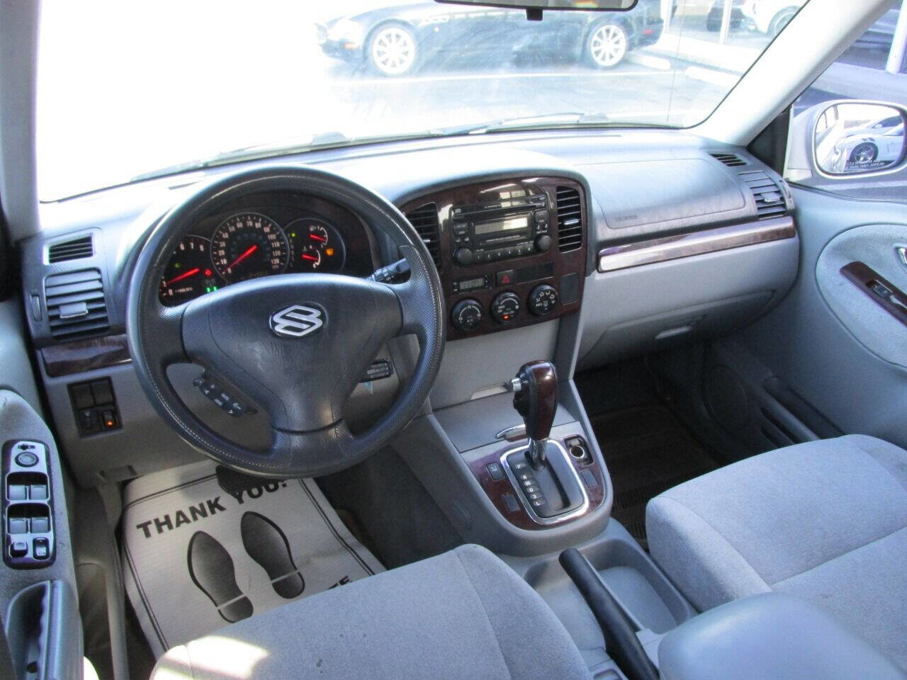 Used 2005 Suzuki XL7 LX image 17