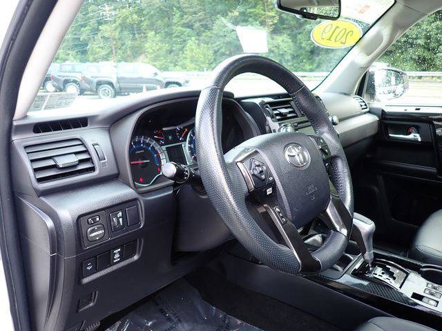 Certified 2019 Toyota 4Runner TRD Off-Road Premium AWD/4WD image 16