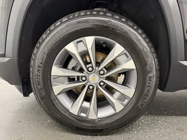 Used 2026 Chevrolet Equinox LT AWD/4WD image 19