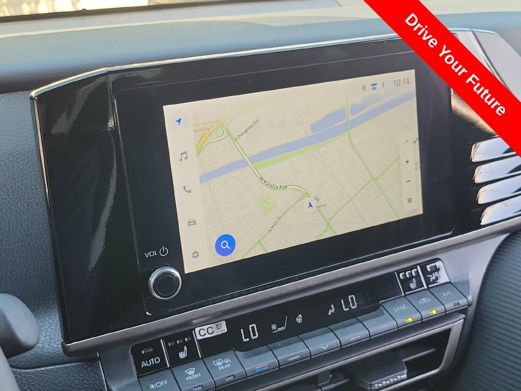 Used 2025 Toyota Camry SE w/ Convenience Package FWD image 10