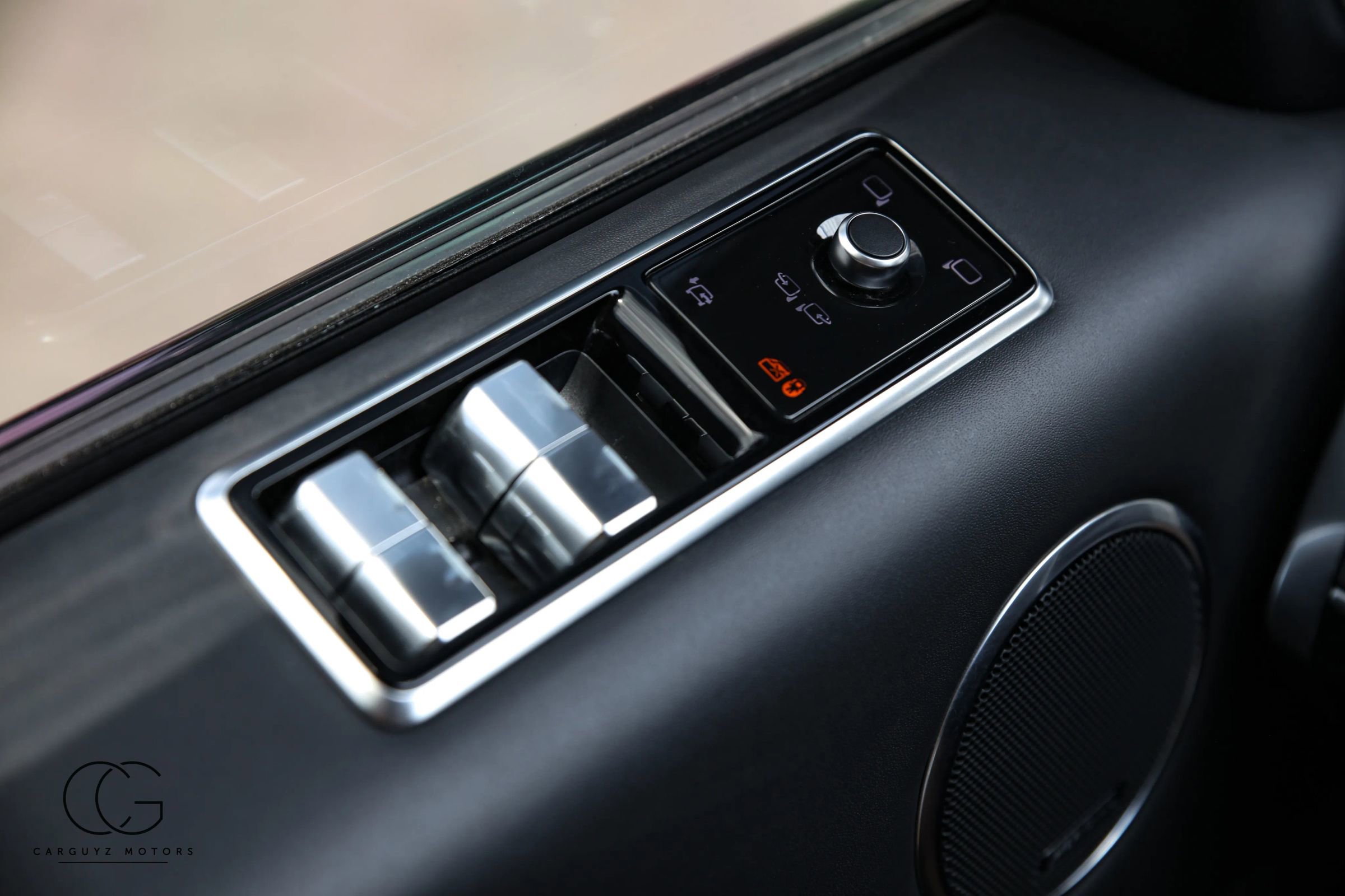 Used 2019 Land Rover Range Rover Sport HSE Dynamic AWD/4WD image 38