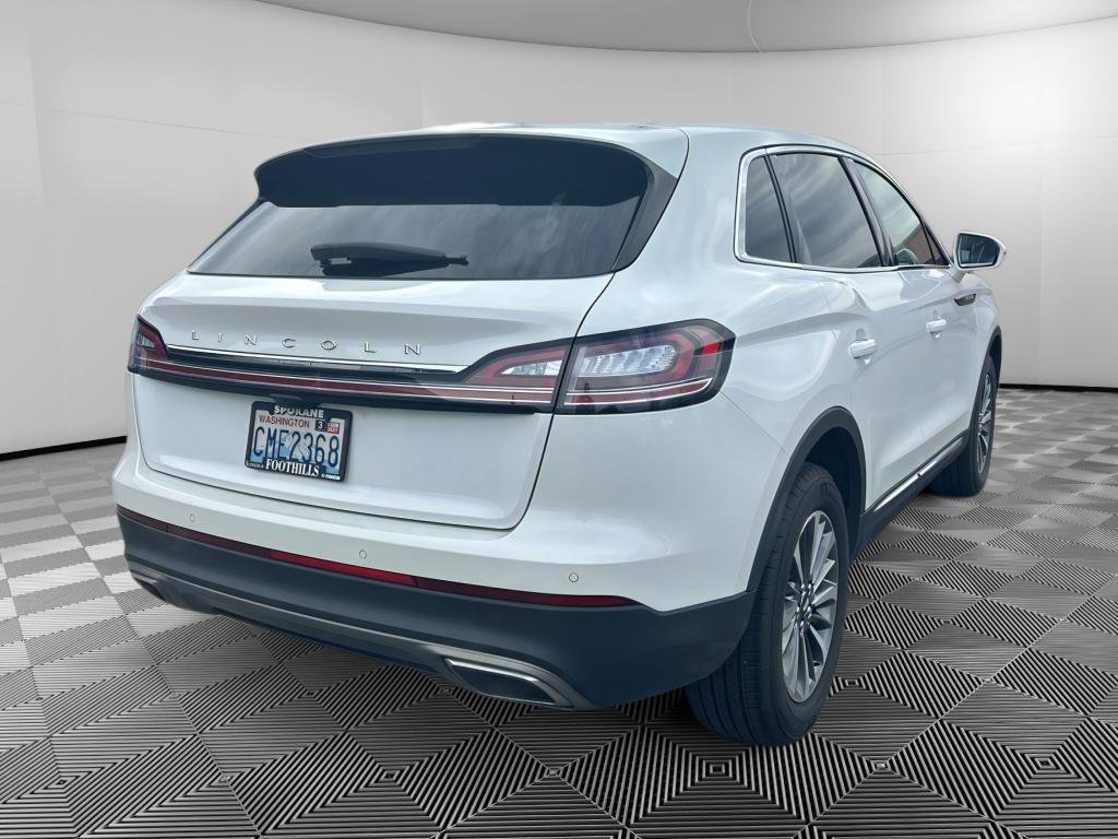 Used 2023 Lincoln Nautilus Reserve image 7