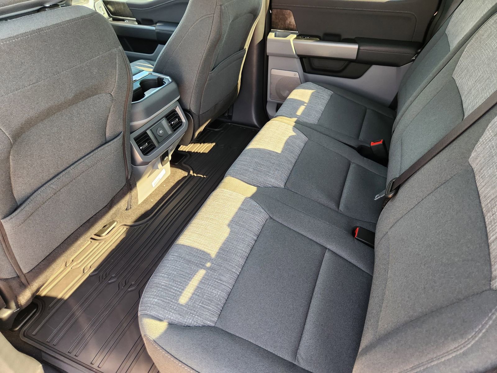 New 2026 Ford F250 XLT w/ XLT Premium Package image 23