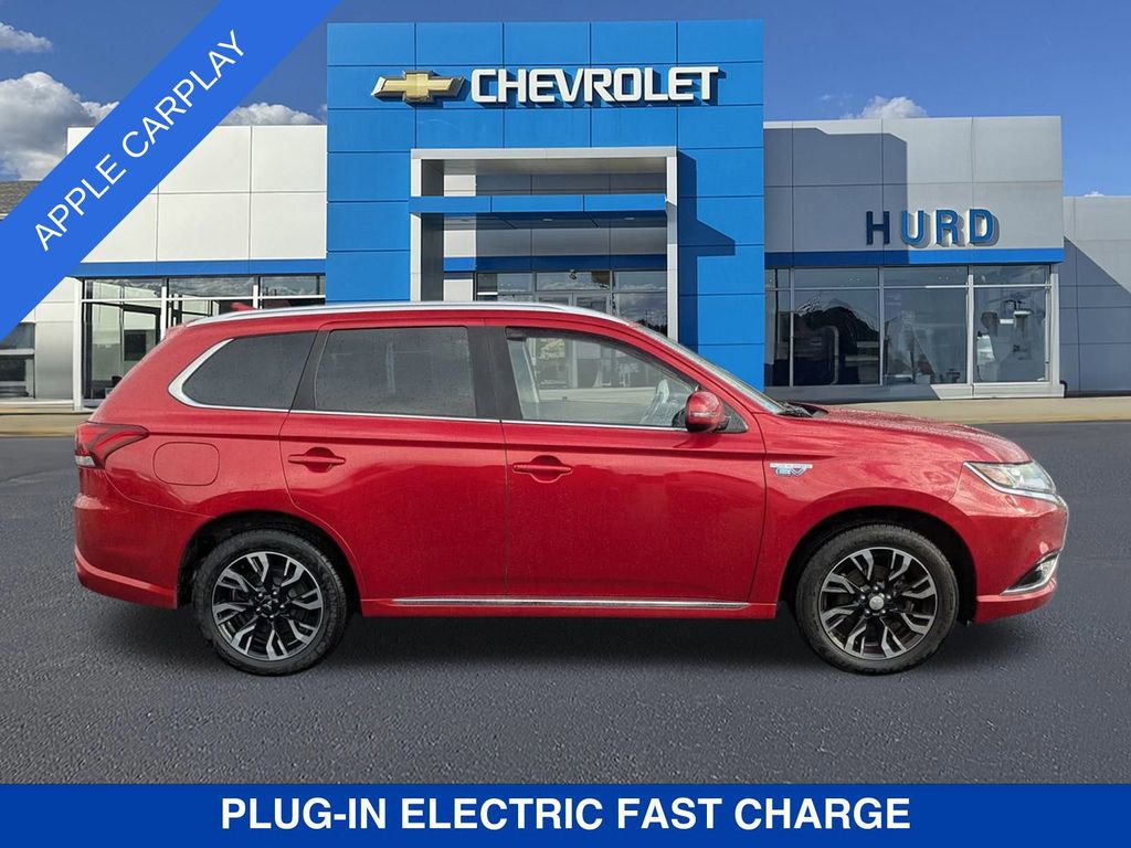 Used 2018 Mitsubishi Outlander SEL image 3