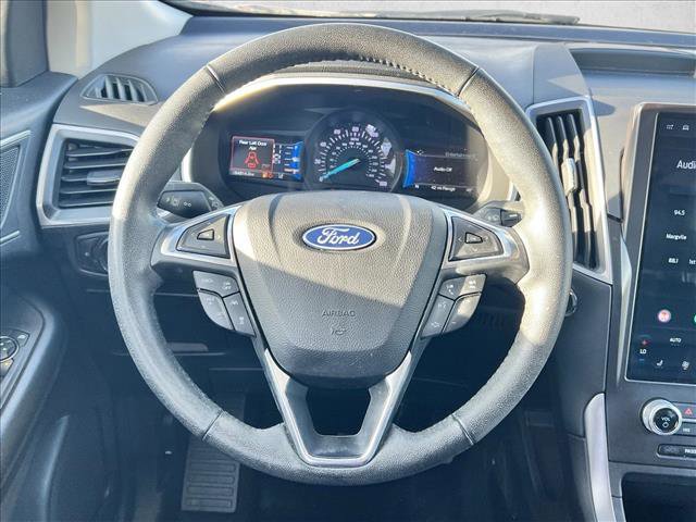 Used 2021 Ford Edge SEL w/ Convenience Package image 16