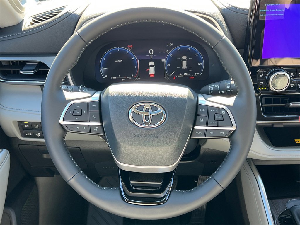 New 2026 Toyota Highlander Limited image 24