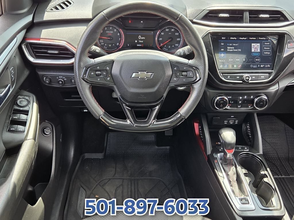 Used 2023 Chevrolet TrailBlazer RS w/ Sun and Liftgate Package FWD image 11