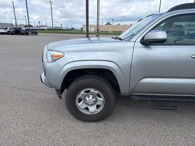 Certified 2023 Toyota Tacoma SR AWD/4WD image 7
