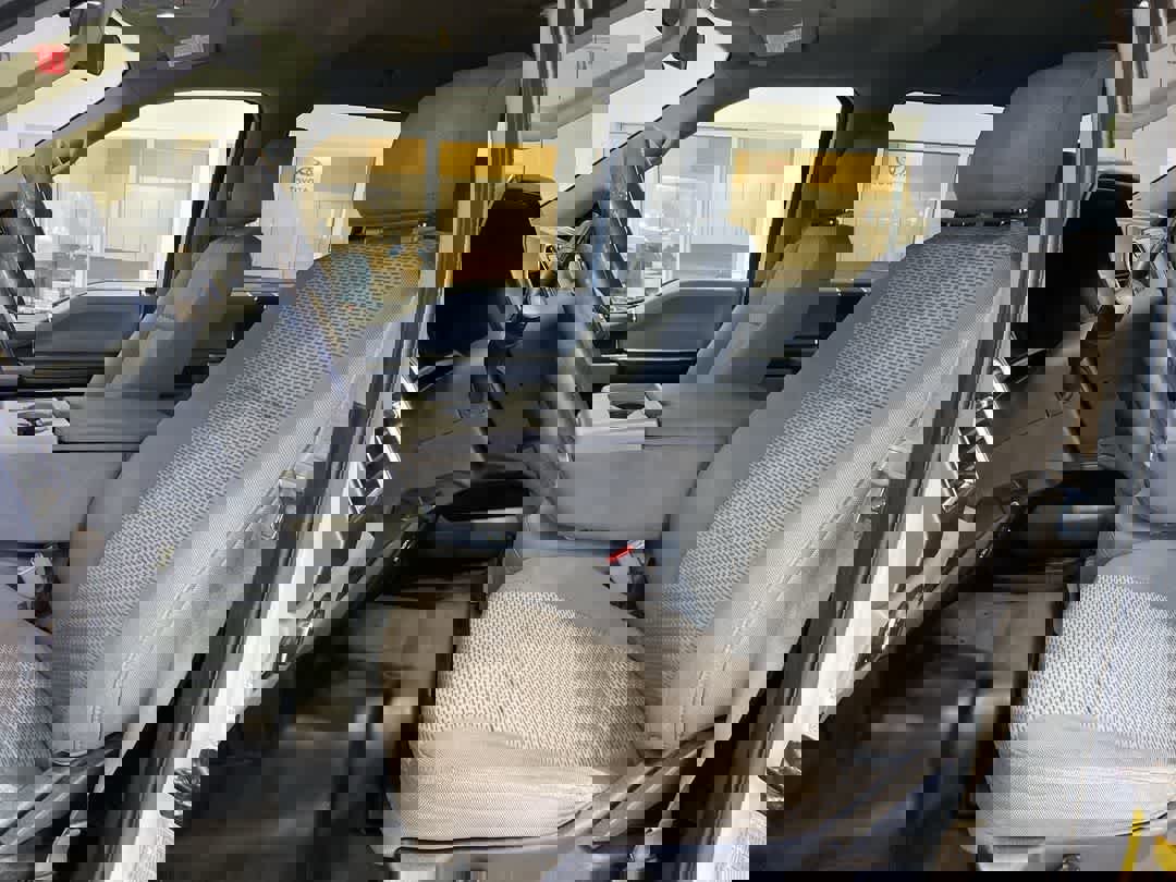 Used 2015 Ford F150 XLT w/ Trailer Tow Package image 11