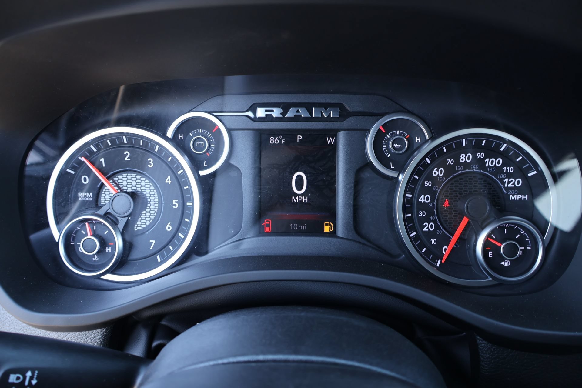 New 2026 RAM 1500 Tradesman AWD/4WD image 4