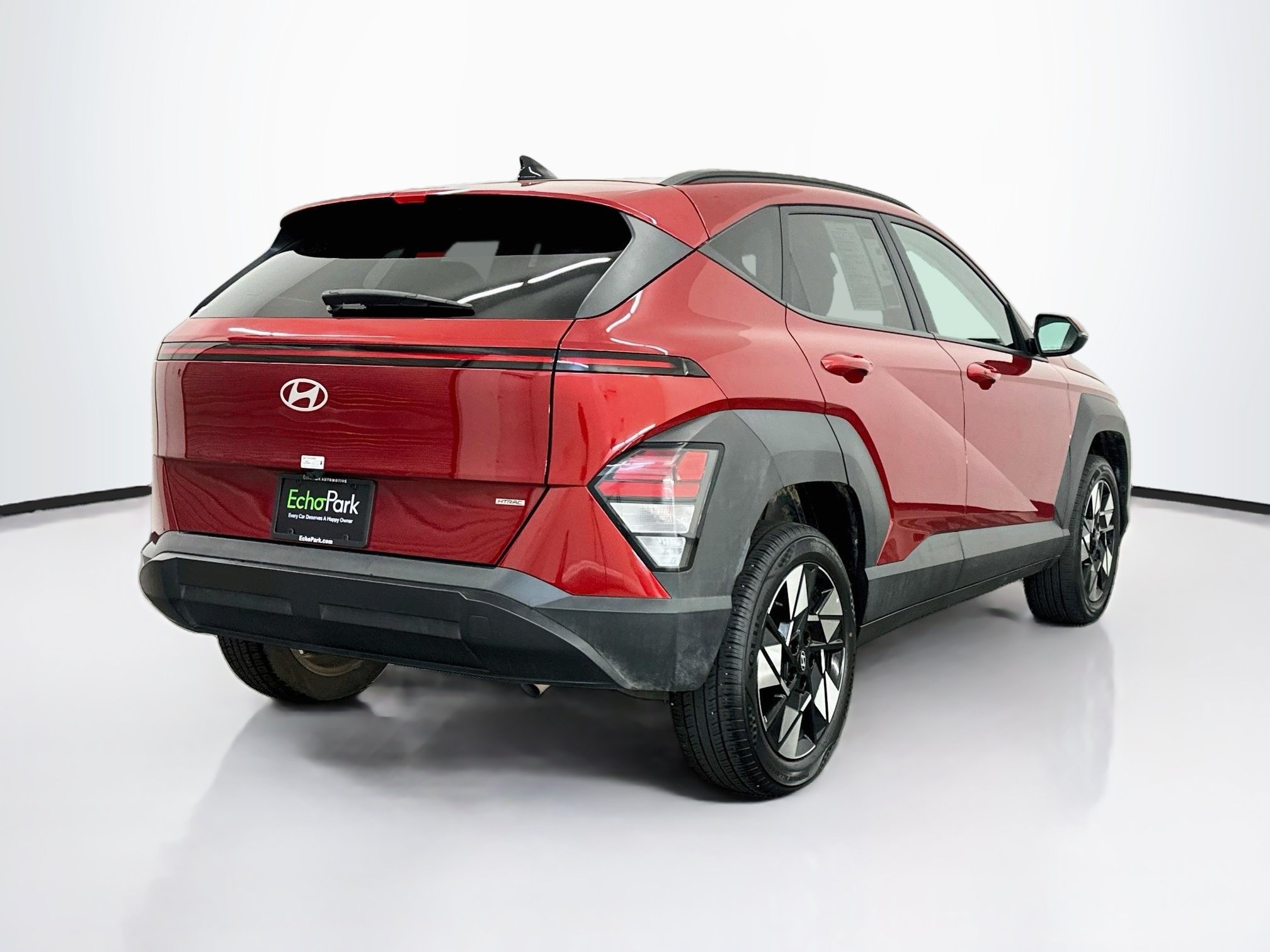 Used 2025 Hyundai Kona SEL AWD/4WD image 9