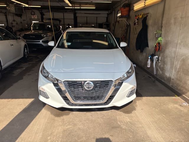 Used 2021 Nissan Altima 2.5 S image 2