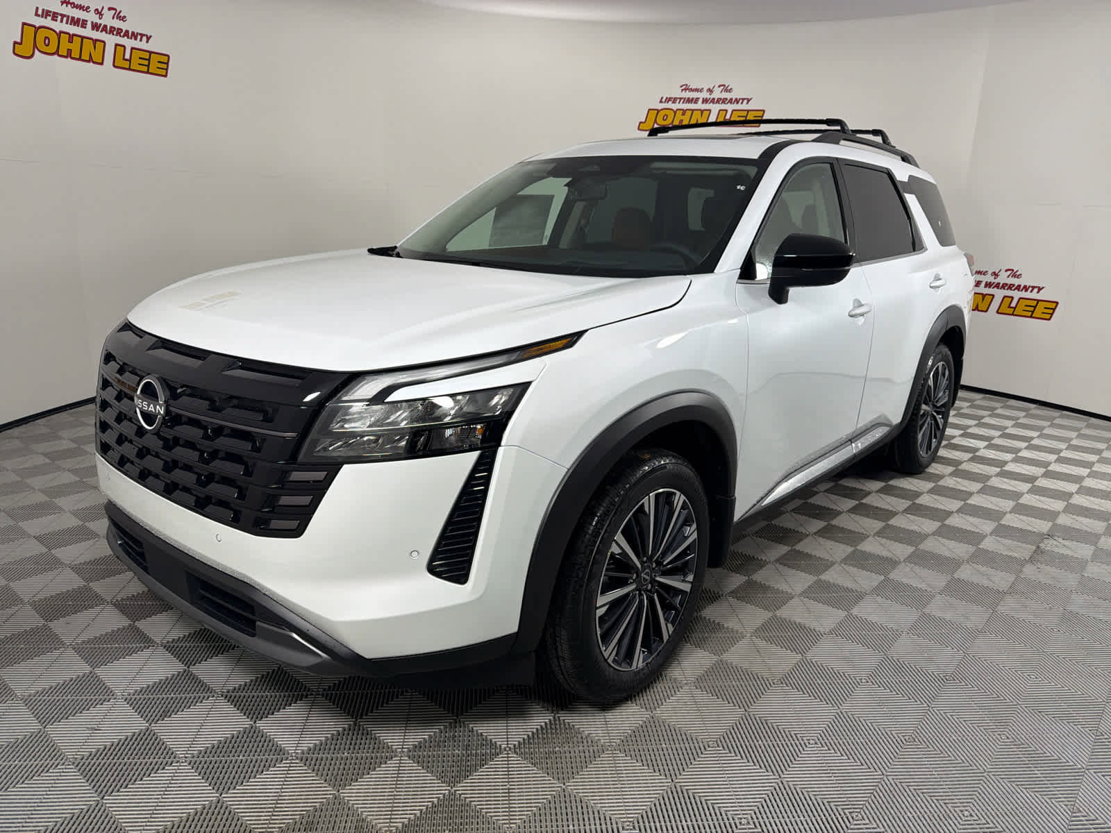 New 2026 Nissan Pathfinder Platinum w/ Cargo Package image 1