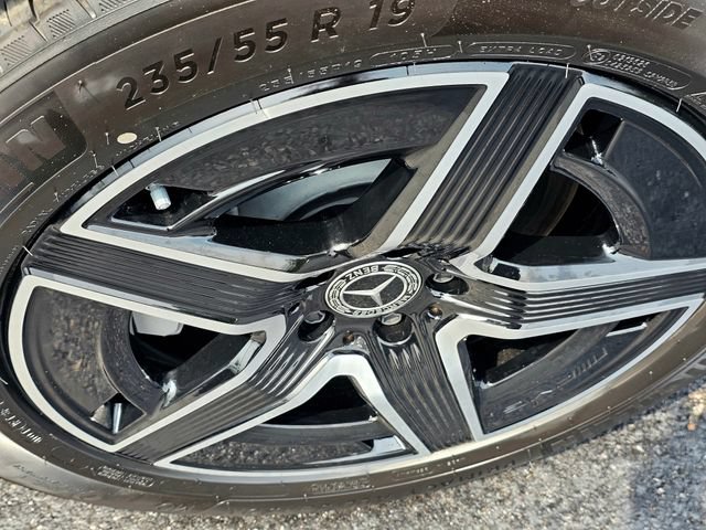 New 2027 Mercedes-Benz GLC 300 4MATIC image 6
