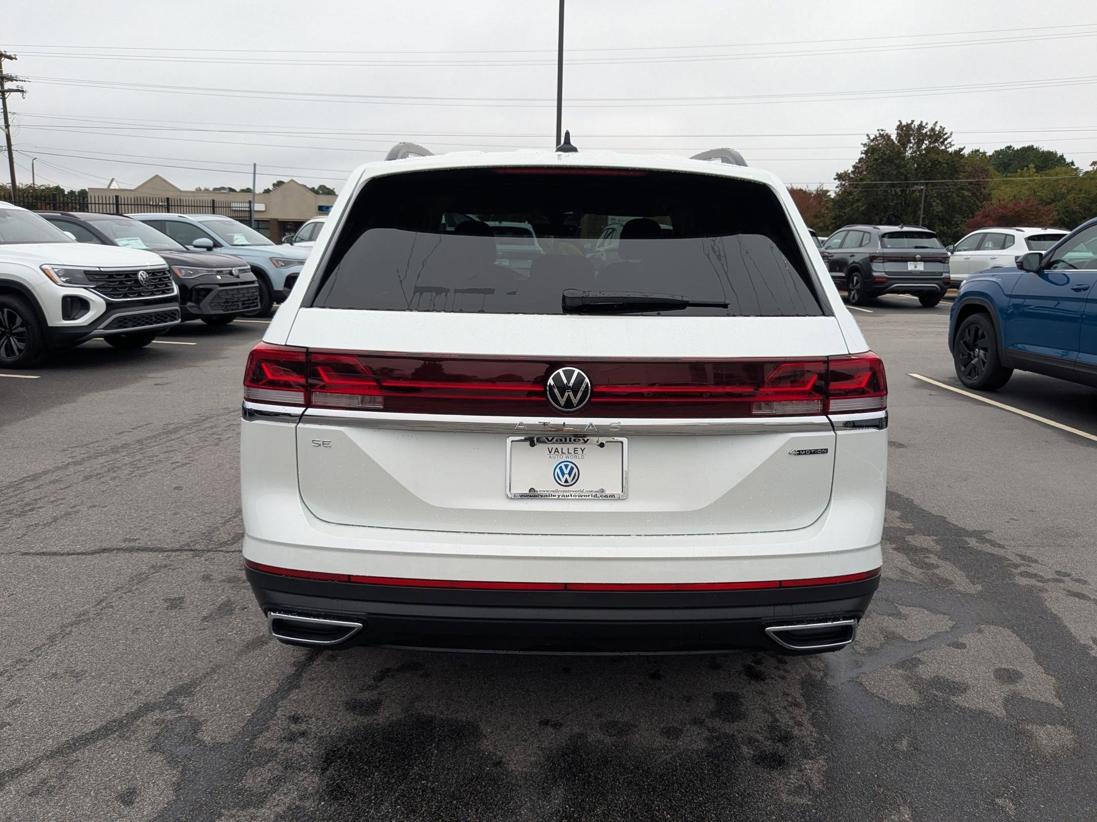 New 2026 Volkswagen Atlas SE image 4