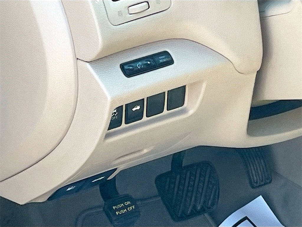 Used 2013 Nissan Altima 2.5 SV image 10