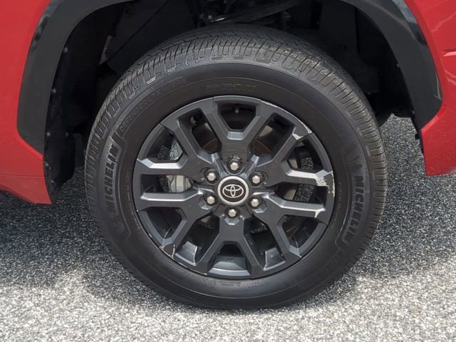 Used 2023 Toyota Tundra Platinum w/ Advanced Package AWD/4WD image 11