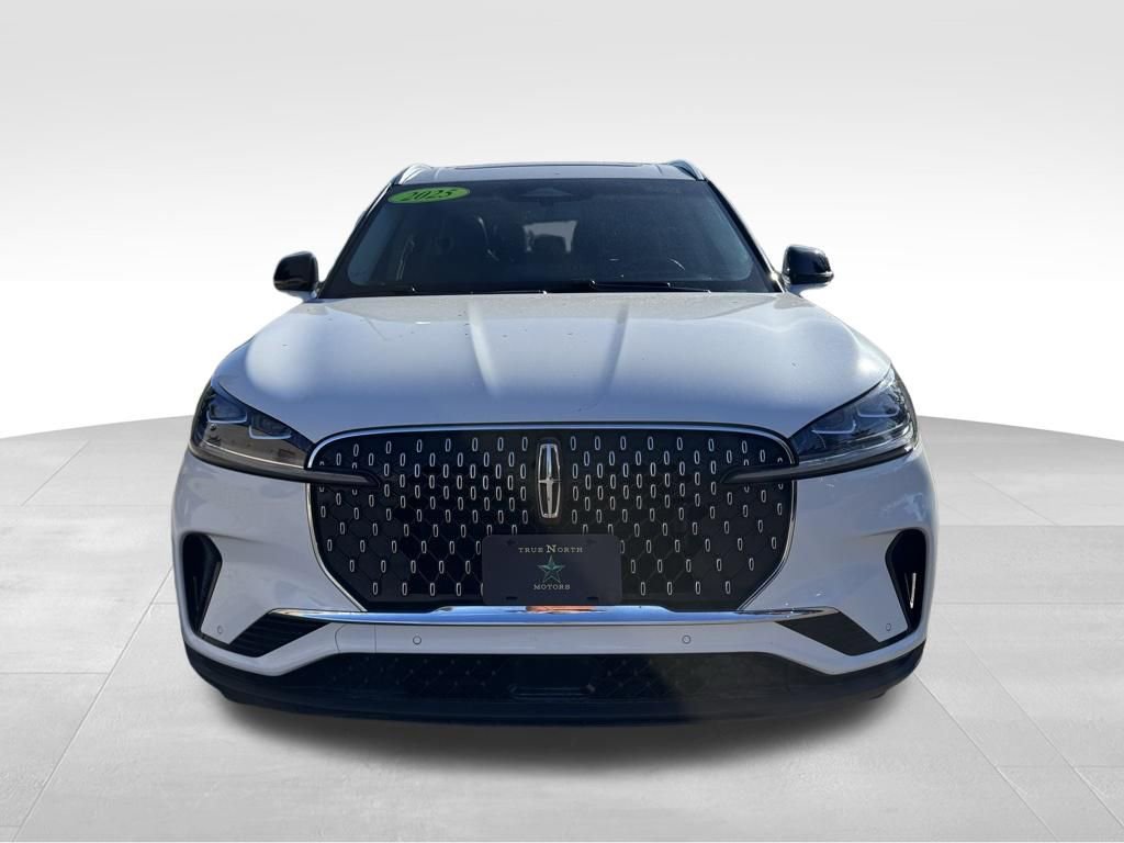 Used 2025 Lincoln Aviator Reserve w/ Equipment Group 201A image 3