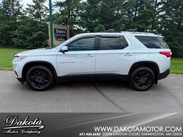 Used 2018 Chevrolet Traverse LT AWD/4WD image 1