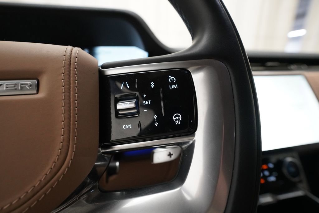 Used 2023 Land Rover Range Rover SE image 19