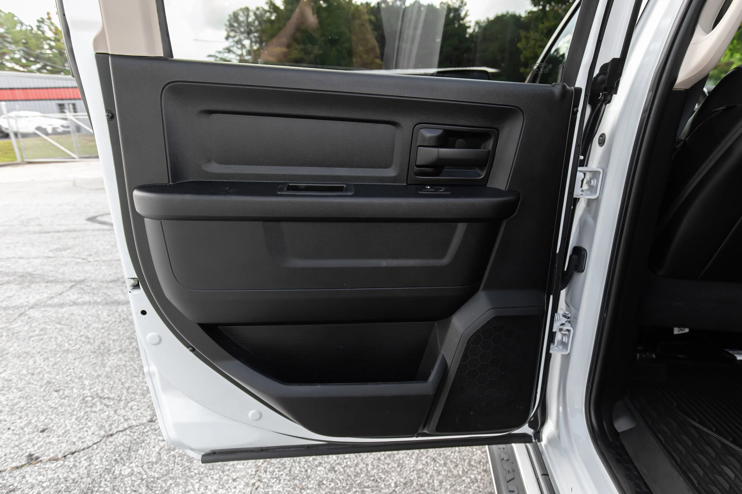 Used 2020 RAM 3500 Tradesman w/ Chrome Appearance Group image 27